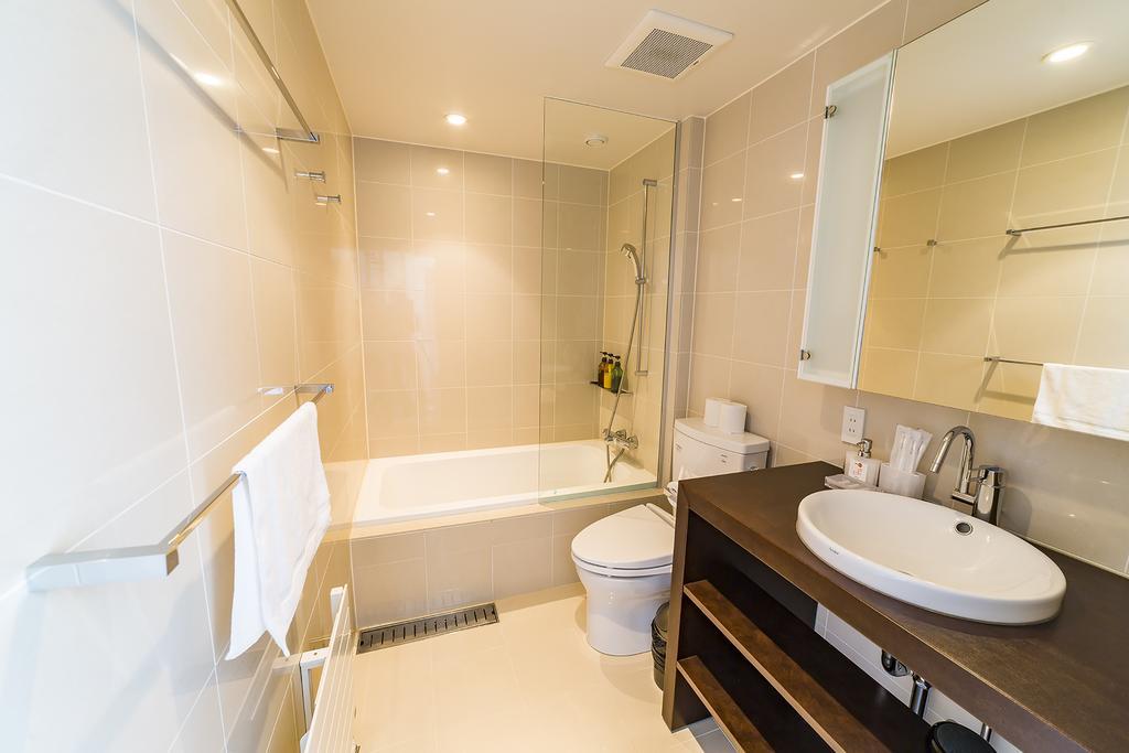 Niseko Central - Mori Houses Куття Номер фото